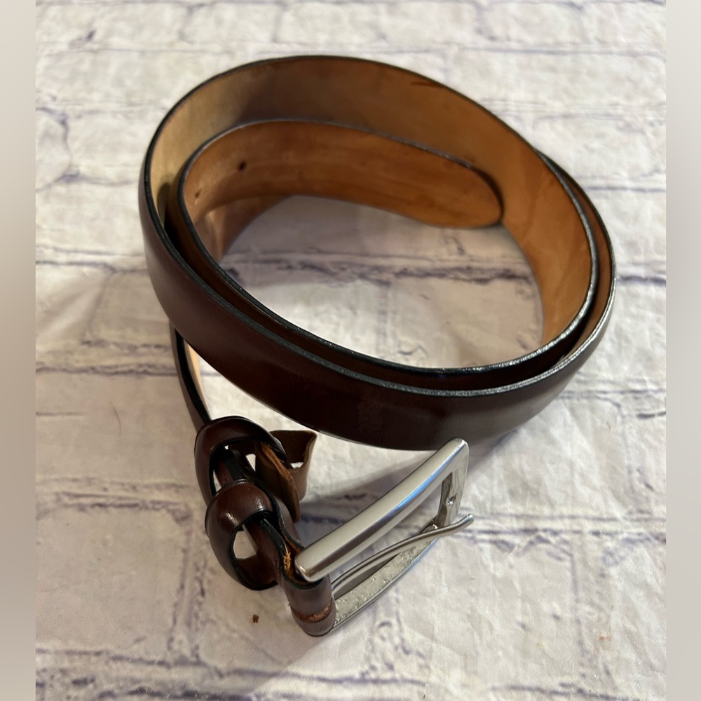 GENUINE LEATHER MADE IN ENGLAND SOLID BRASS SILVER TONE BUCKLE BROWN BELT 36